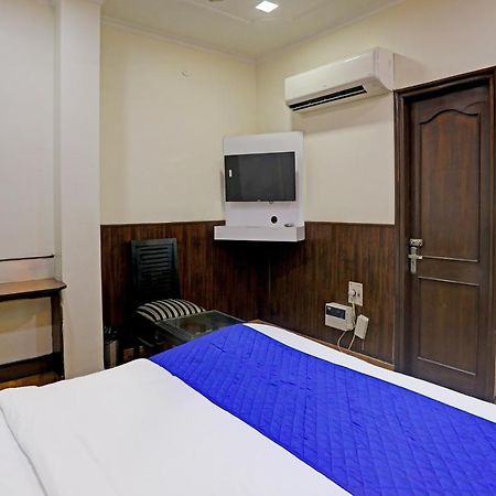 Hotel Grand Tushar - Ghaziabad Railway Station Exterior photo