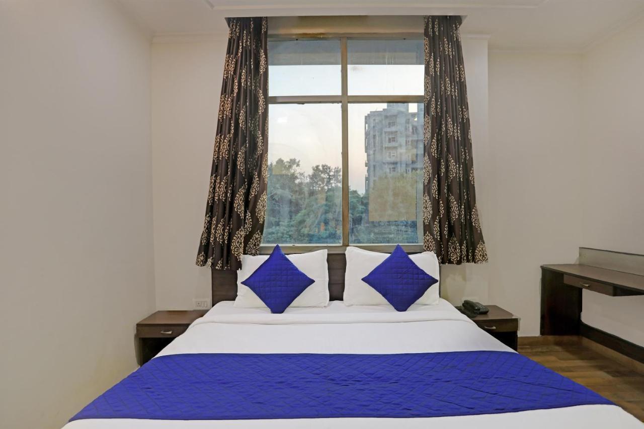 Hotel Grand Tushar - Ghaziabad Railway Station Exterior photo