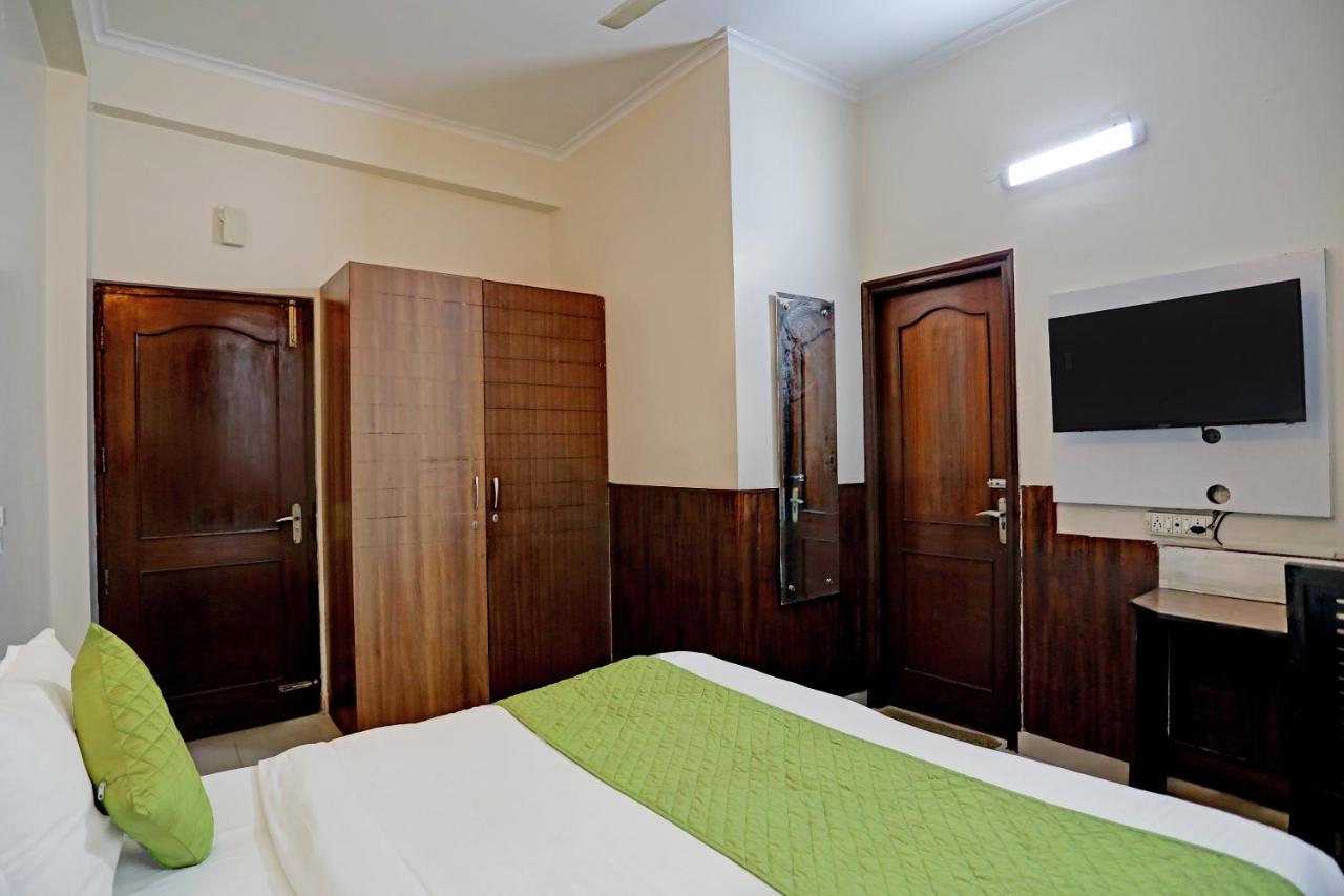 Hotel Grand Tushar - Ghaziabad Railway Station Exterior photo